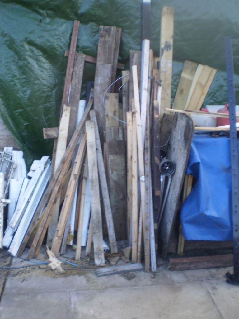 Mixed Timber and Wood Scraps – Fair Condition