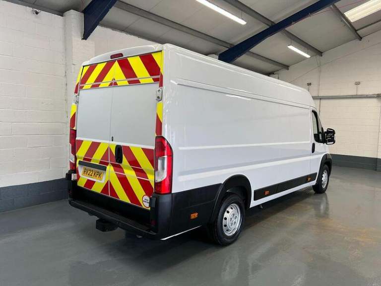 2022 Peugeot Boxer 2.2 BlueHDi H2 Professional Van 140ps PANEL VAN DIESEL Manual