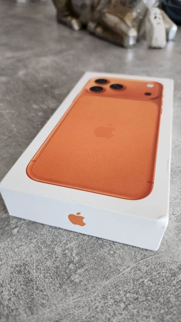 Apple Iphone 17 pro max 1tb cosmic orange