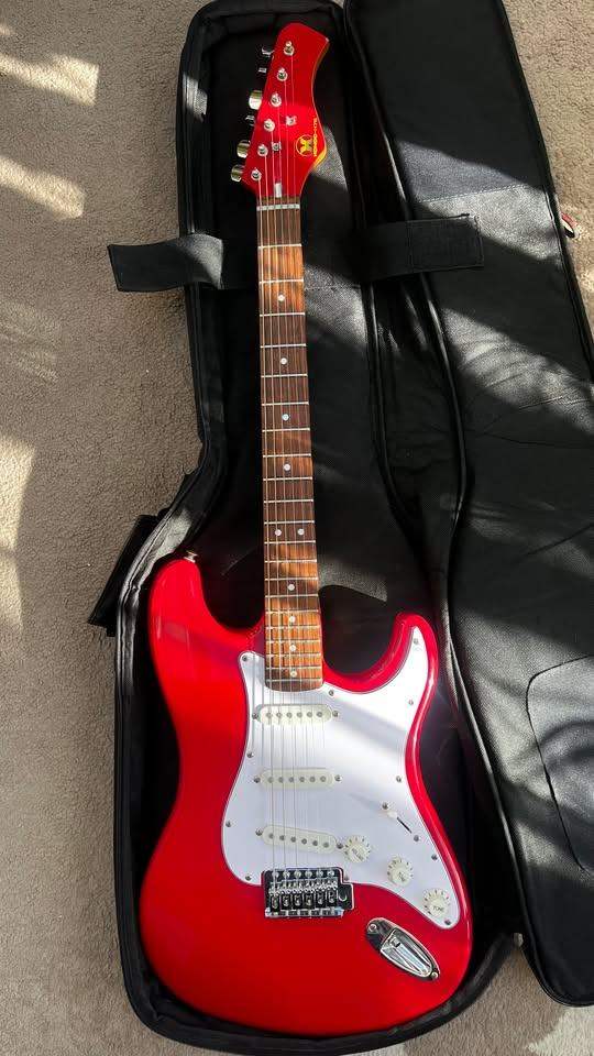 Hondo H76 + Randall RG25RXM + Accessories