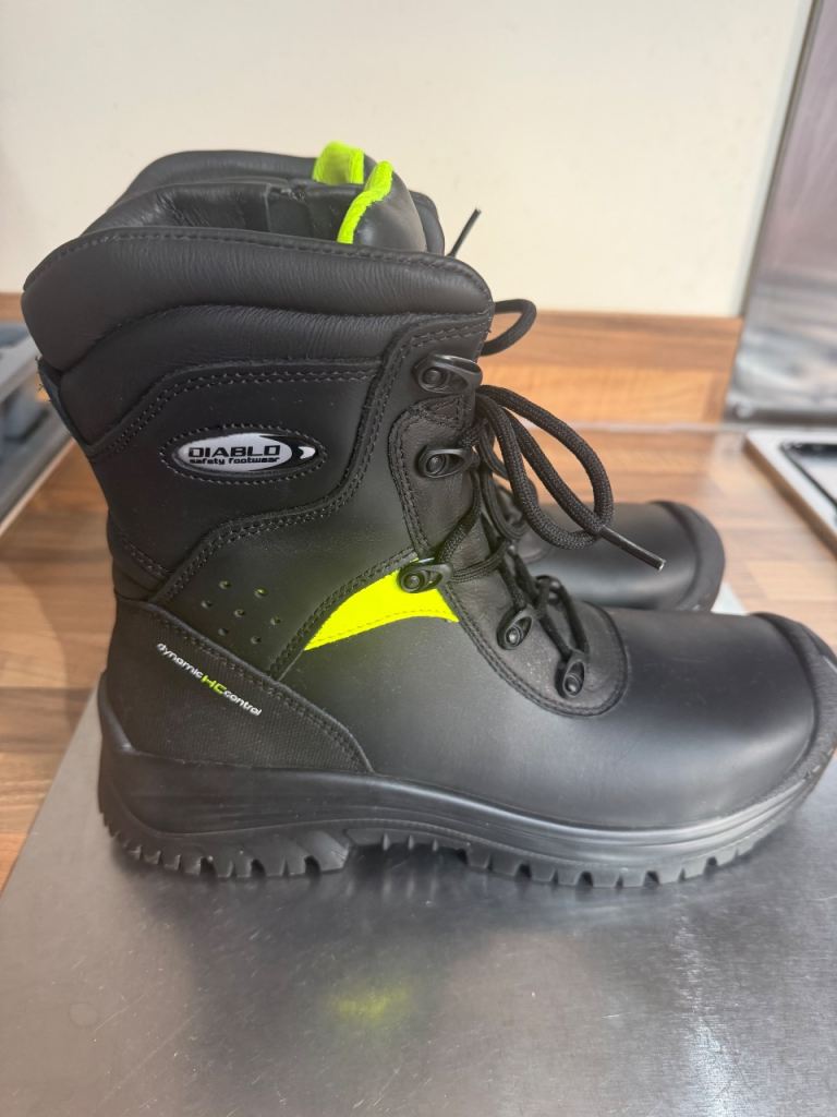 New Diablo Safety Boots – Black with Neon Trim