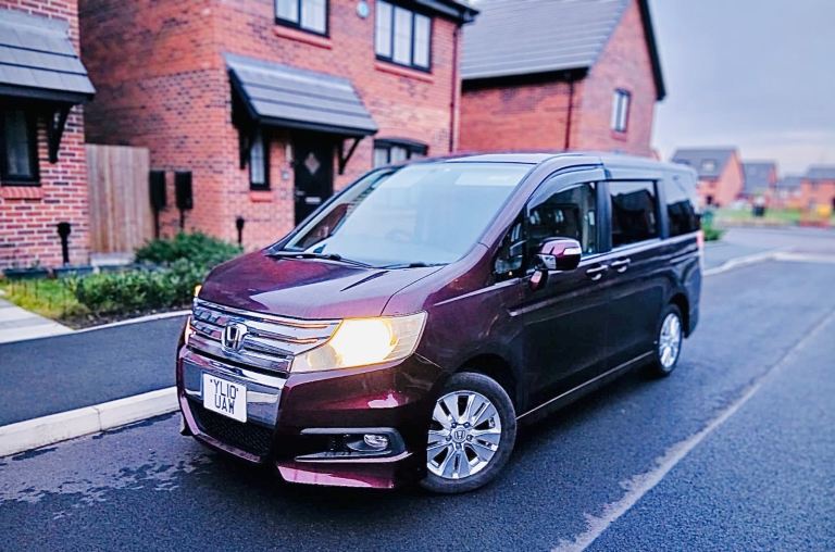 Honda, STEPWAGON AUTO, 2010, 2000 (cc)