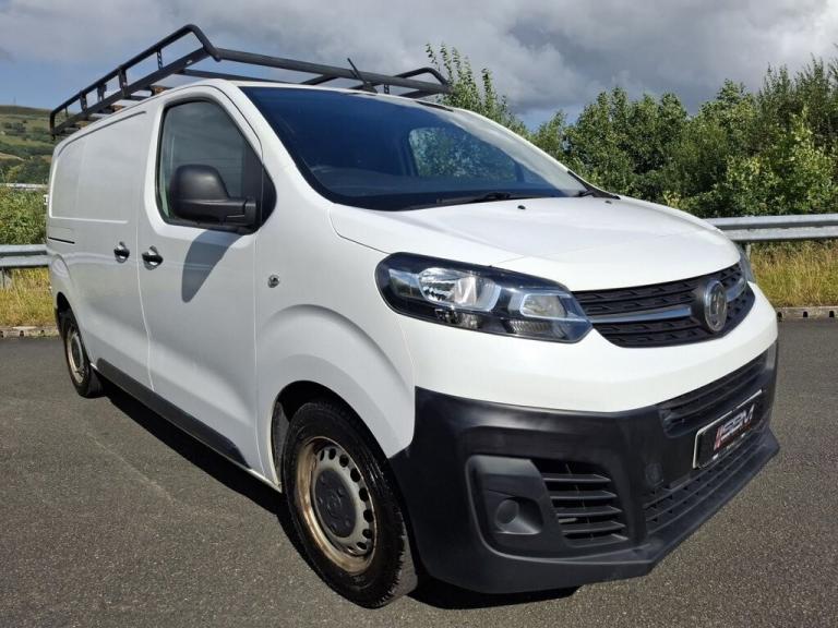 VAUXHALL VIVARO 2.0 Turbo D 3100 Edition 2021