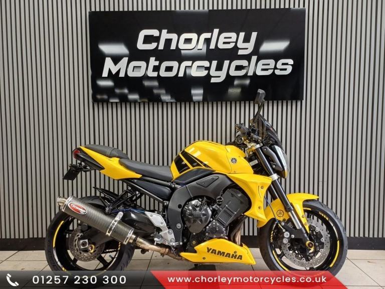 2006 YAMAHA FZ1N  23091 MILES   loaded naked sports bike