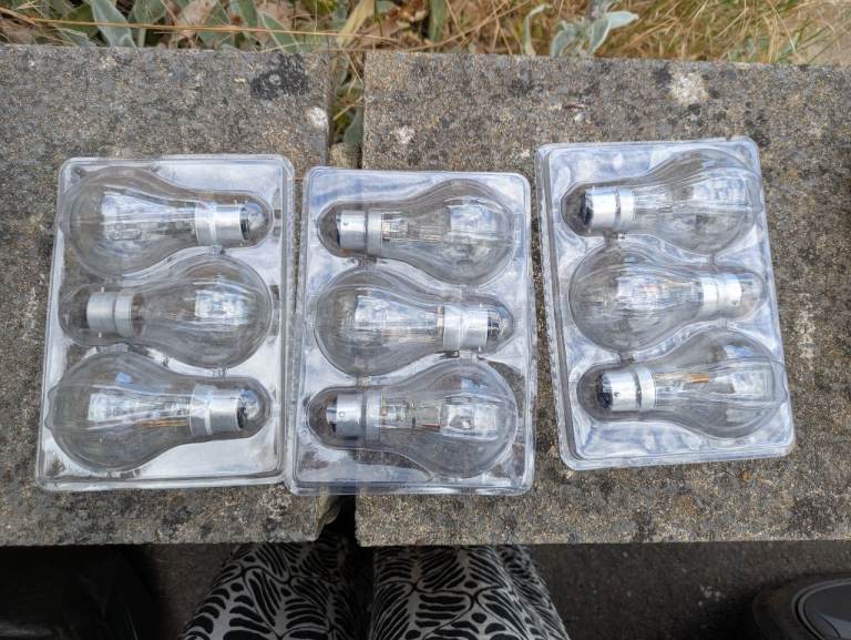 9x classic eco 240V 53w sylvania