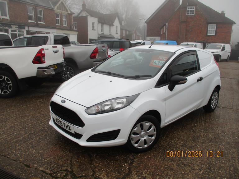 2016 Ford Fiesta 1.5 TDCi ECOnetic Van CAR DERIVED VAN Diesel Manual
