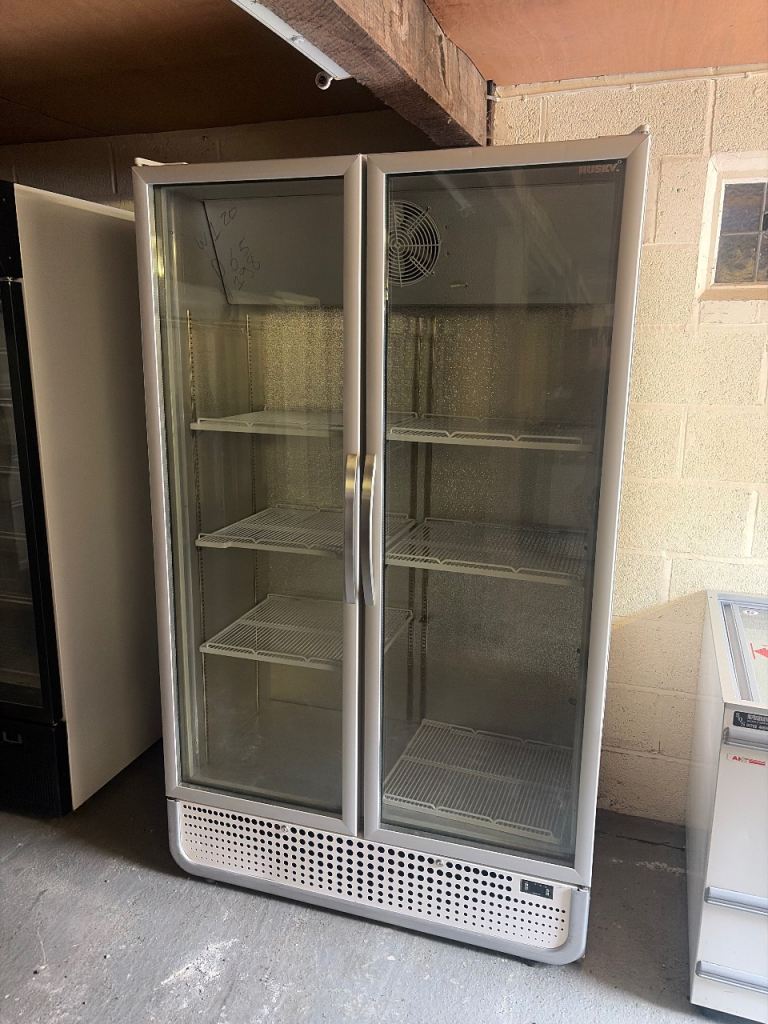 Commercial upright drink fridge display double door husky cafe shop 