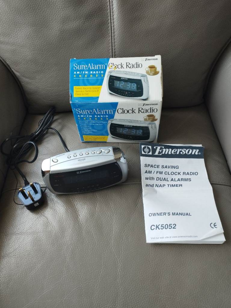 Vintage Emerson Sure Alarm Clock Radio CK5052 