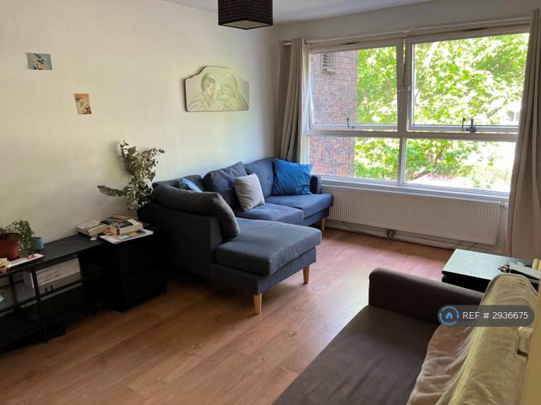 2 bedroom flat in Pennyford Court, London, NW8 (2 bed) (#2936675)