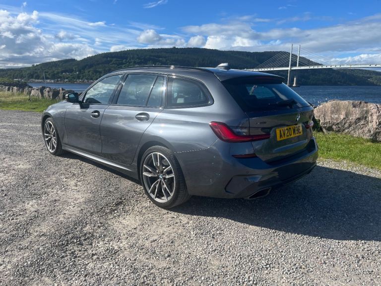 BMW M340i xDrive Touring - 3.0 litre - 5-door estate car - Automatic - Grey with black leather