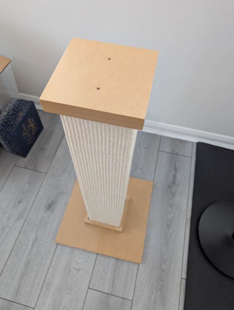 Ultimate Cat Scratching Post