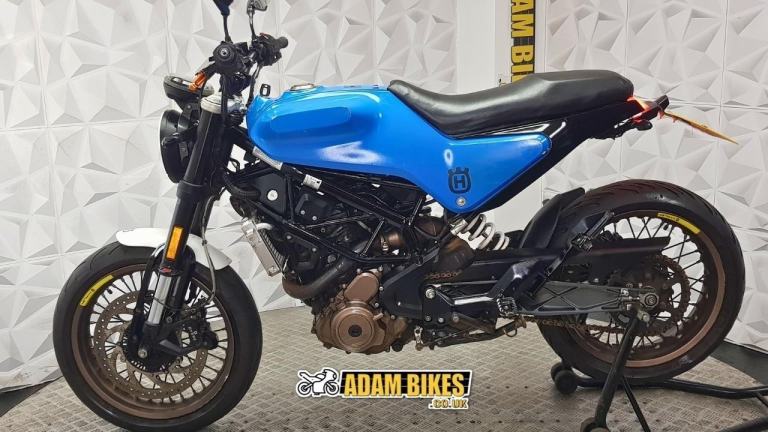 2019 Husqvarna SVARTPILEN 401 | *WARRANTY PROVIDED* 