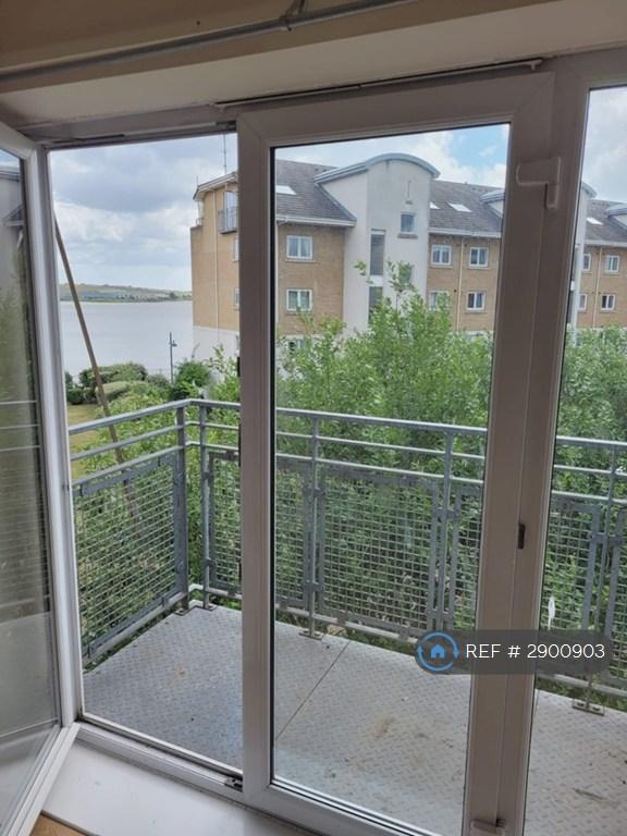 2 bedroom flat in Francis Court, Erith, DA8 (2 bed) (#2900903)