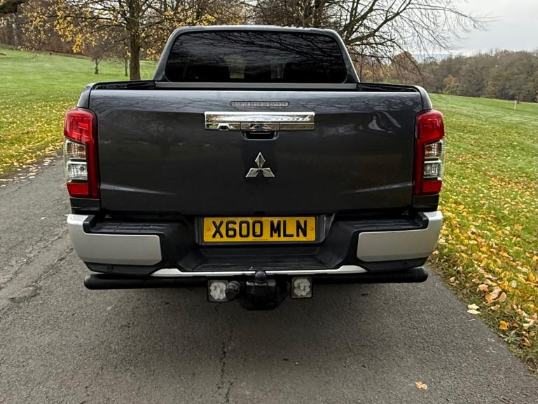 2020 Mitsubishi L200 Double Cab DI-D 150 Barbarian X 4WD Auto PICK UP Diesel Automatic