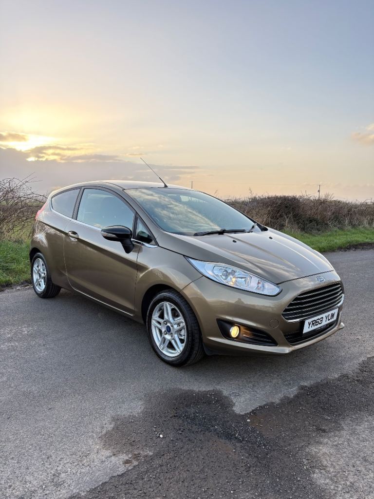 Ford, FIESTA, Hatchback, 2013, Manual, 1498 (cc), 3 doors