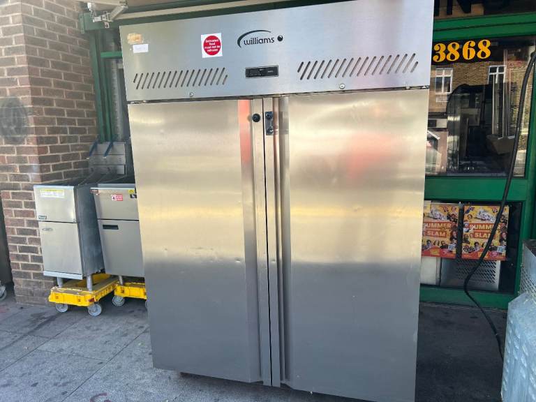 Williams CATERING Commercial Double Door Freezer -  CAFE KEBAB CHICKEN PIZZA BAKERY RESTAURANT