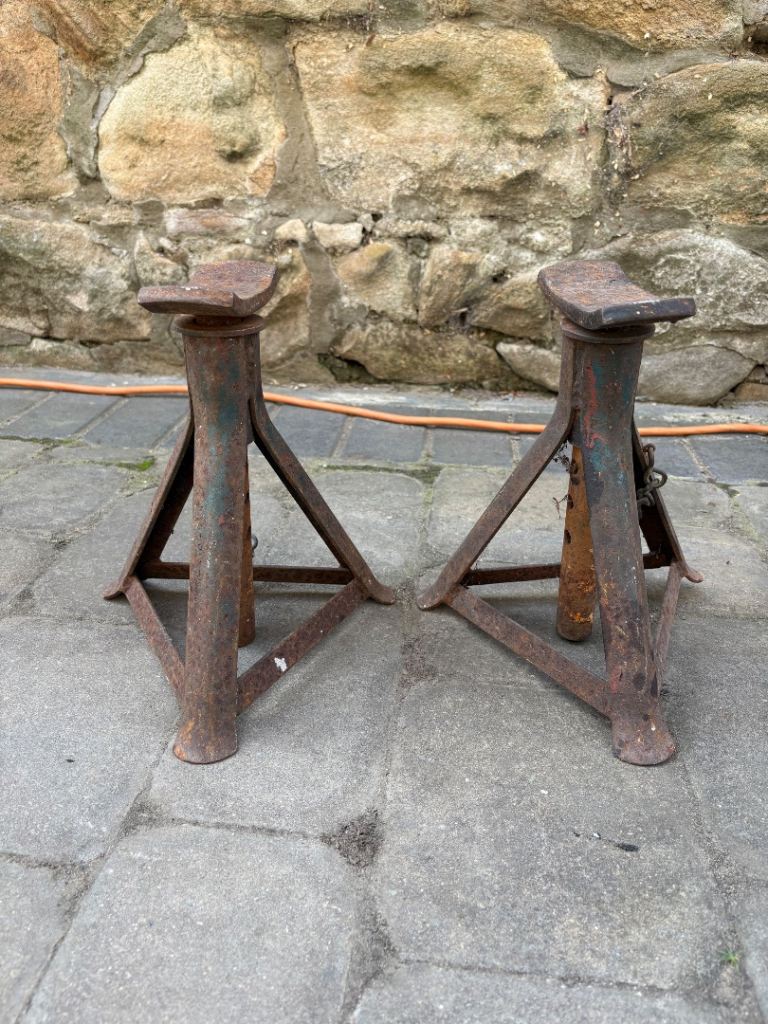 2x axel stands