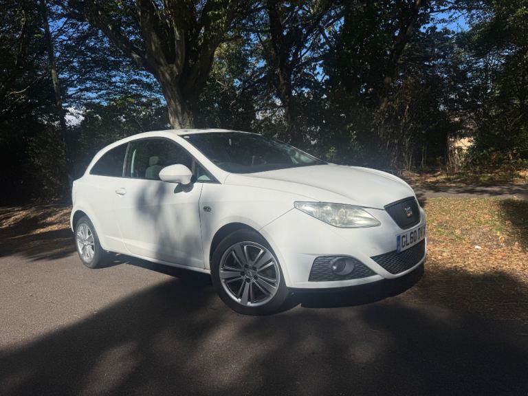 Seat, IBIZA, Hatchback, 2011, Manual, 1390 (cc), 3 doors