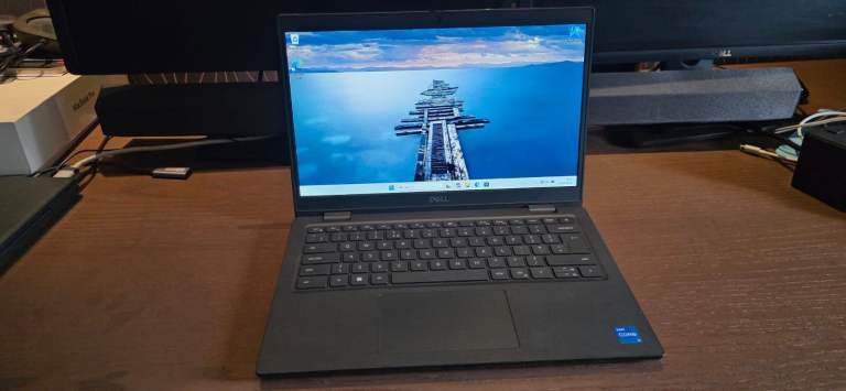 Dell Latitude 3420 laptop Intel i5-1135g7u Quad Core 11th gen FHD IPS screen