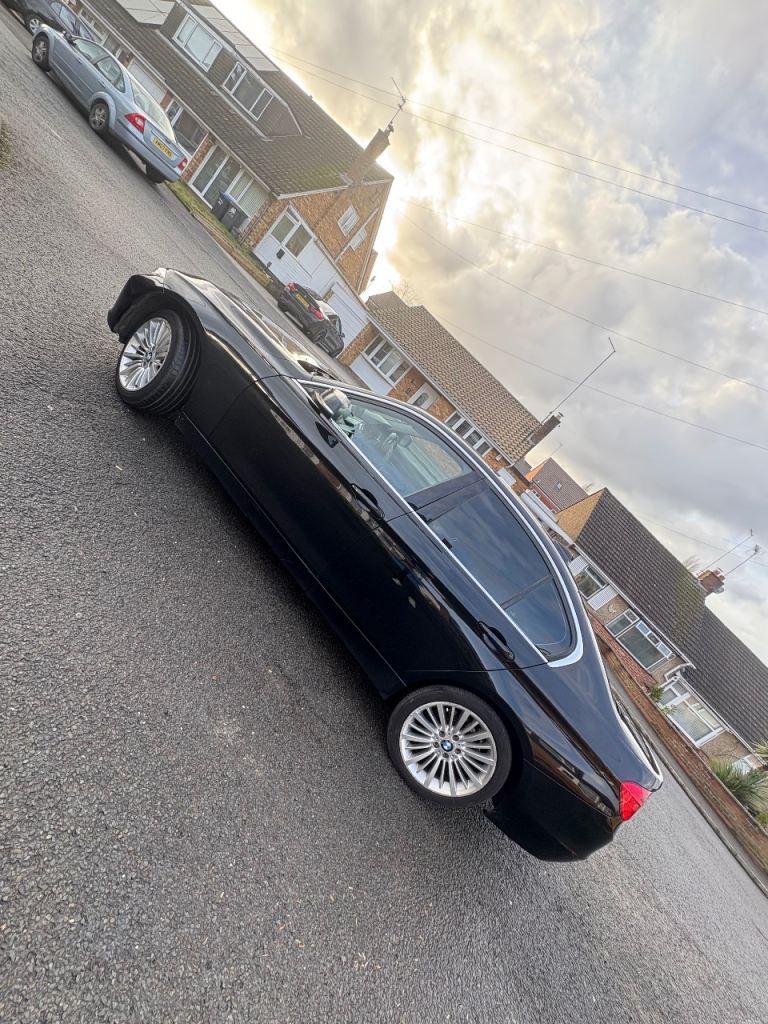 BMW, 3 SERIES, Saloon, 2013, Manual, 1995 (cc), 4 doors