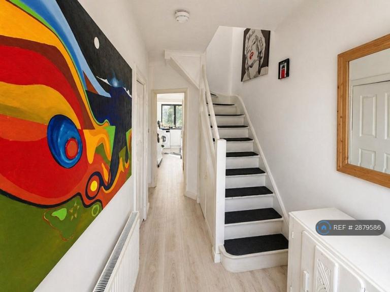3 bedroom house in Donaldson Road, London, SE18 (3 bed) (#2879586)