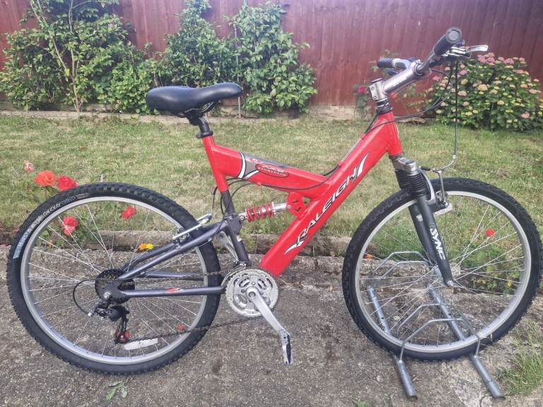  MENS GENTS ADULTS RALEIGH MAX 26 INCH WHEELS 20 INCH FRAME 21 SPEED BIKE BICYCLE