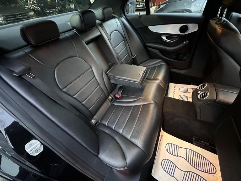 2014 Mercedes-Benz C Class 2.1 C220 BlueTEC AMG Line G-Tronic+ Euro 6 (s/s) 4dr SALOON Diesel Aut...