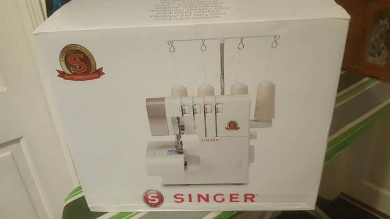 New Singer Overlock Sewing Machine in Box