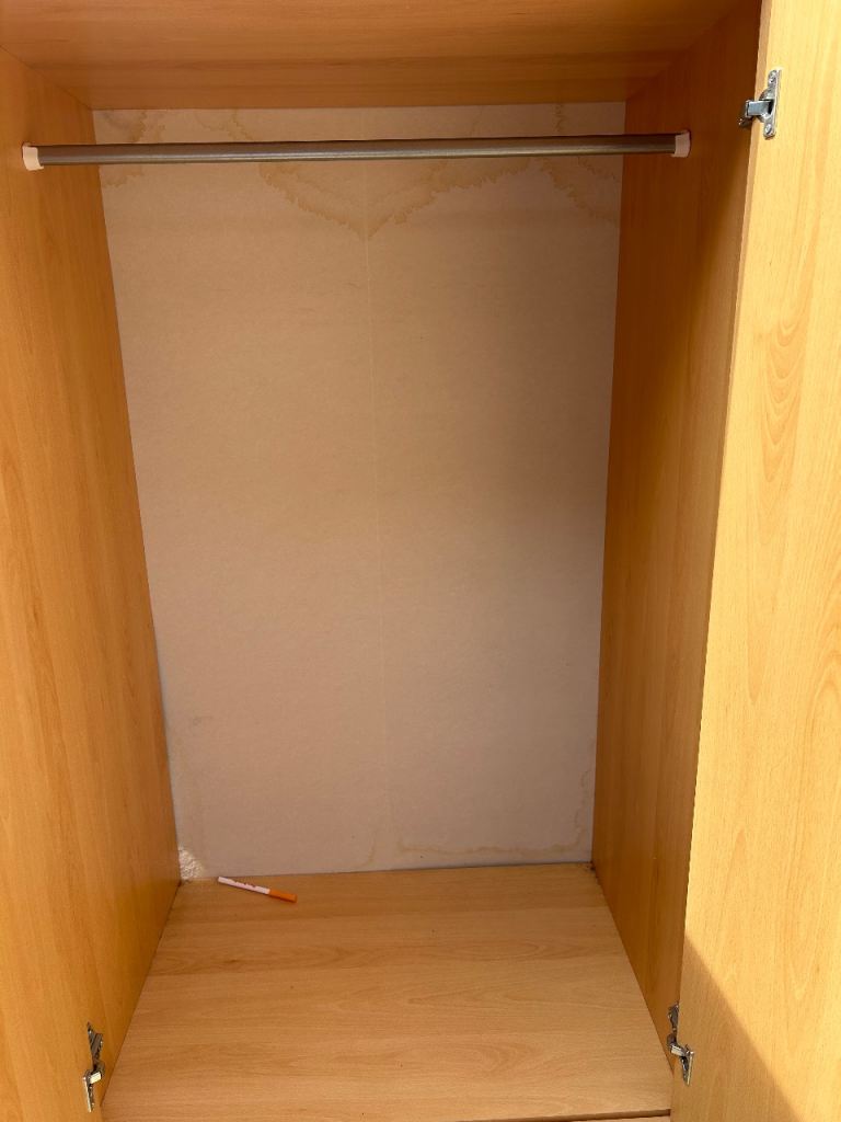 Kids wardrobe 