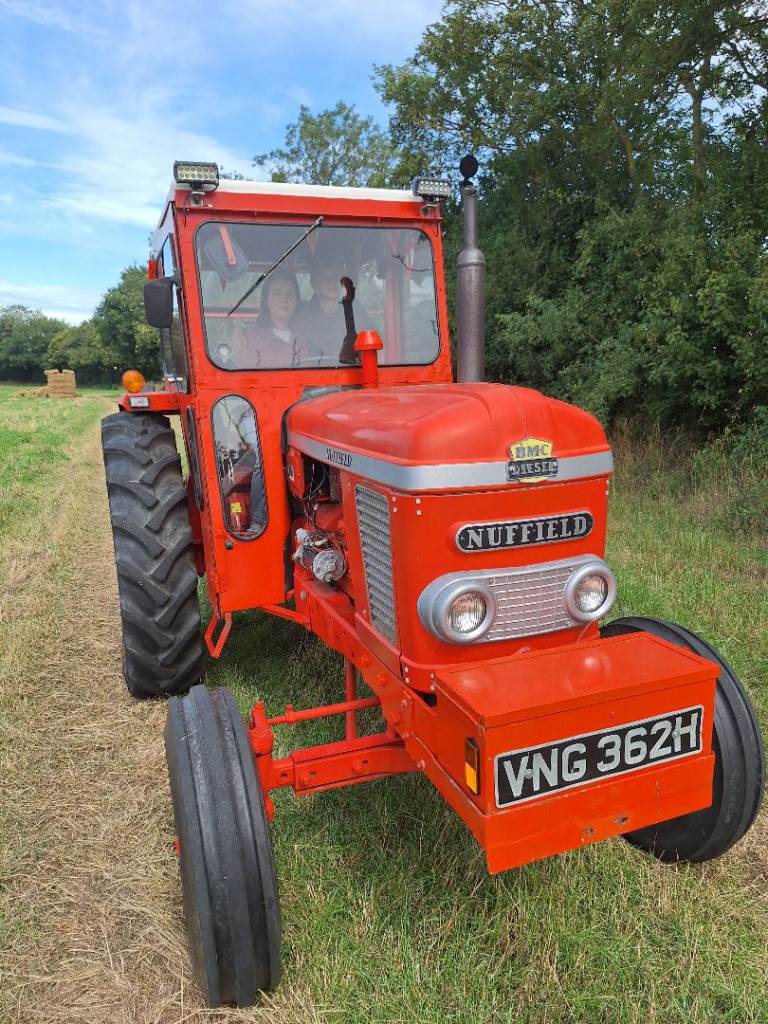 Nuffield 465 Vintage Tractor