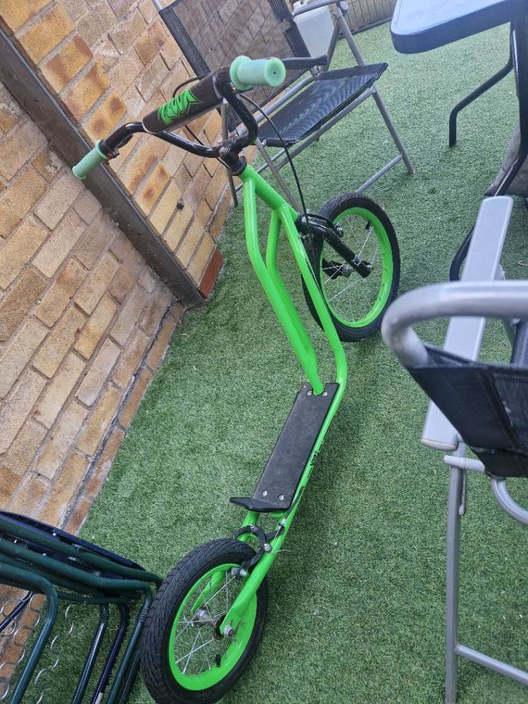 Xootz BMX Scooter with Large Wheels – Good Condition