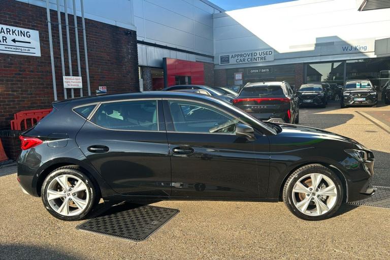  SEAT Leon 1.5 Tsi Fr Hatchback 5dr Petrol Manual Euro 6 s/s 115 Ps Petrol