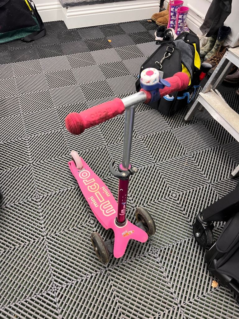 Mini-Micro three wheel scooter 