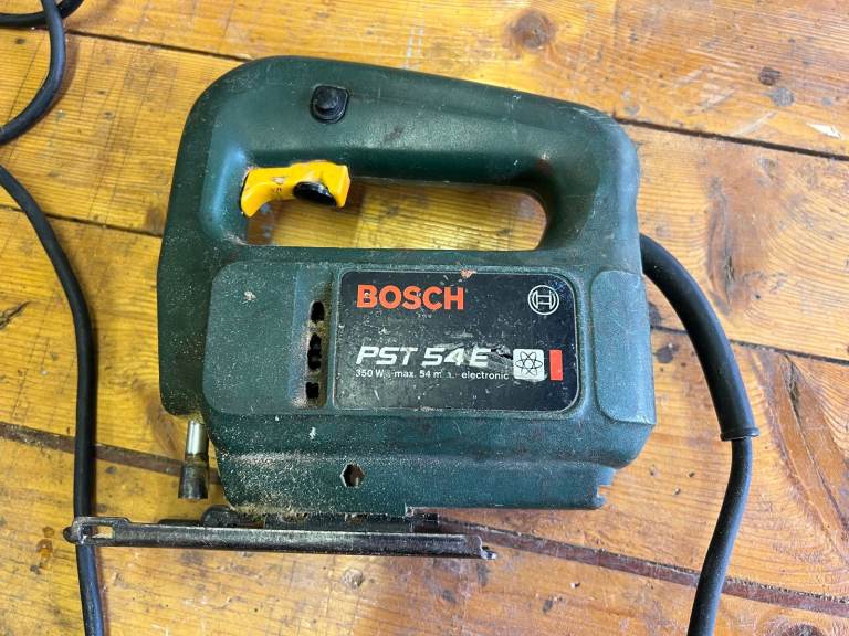 Bosch PST 54E adjustable speed jig saw