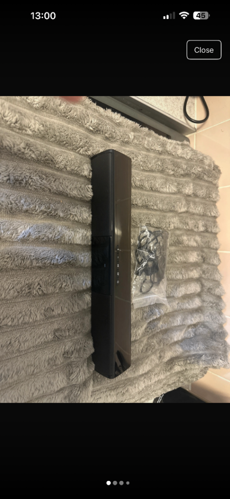 Wireless Bluetooth soundbar 