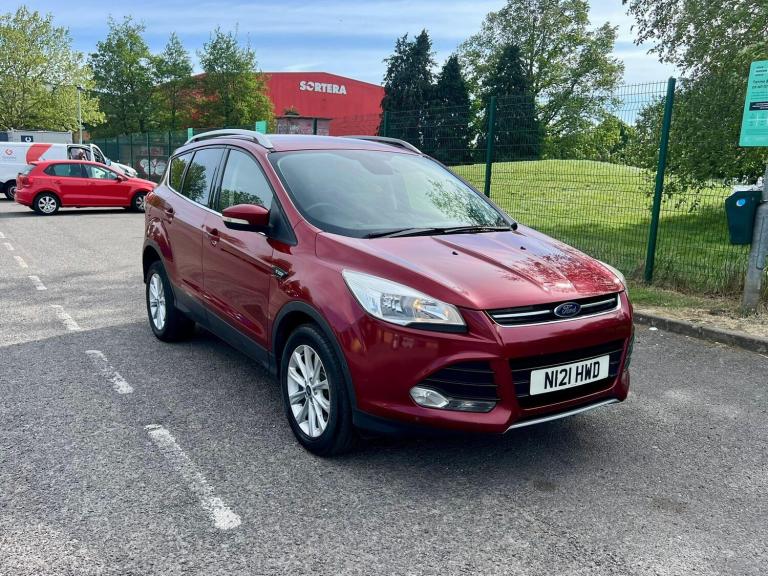 2015 Ford Kuga 2.0 TDCi 180 Titanium 5dr Powershift HATCHBACK DIESEL Automatic
