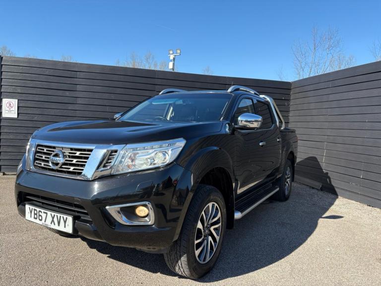 2017 Nissan Navara Double Cab Pick Up Tekna 2.3dCi 190 4WD Auto PICK UP Diesel Automatic