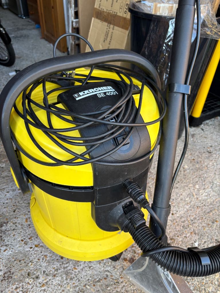 Karcher carpet cleaner 