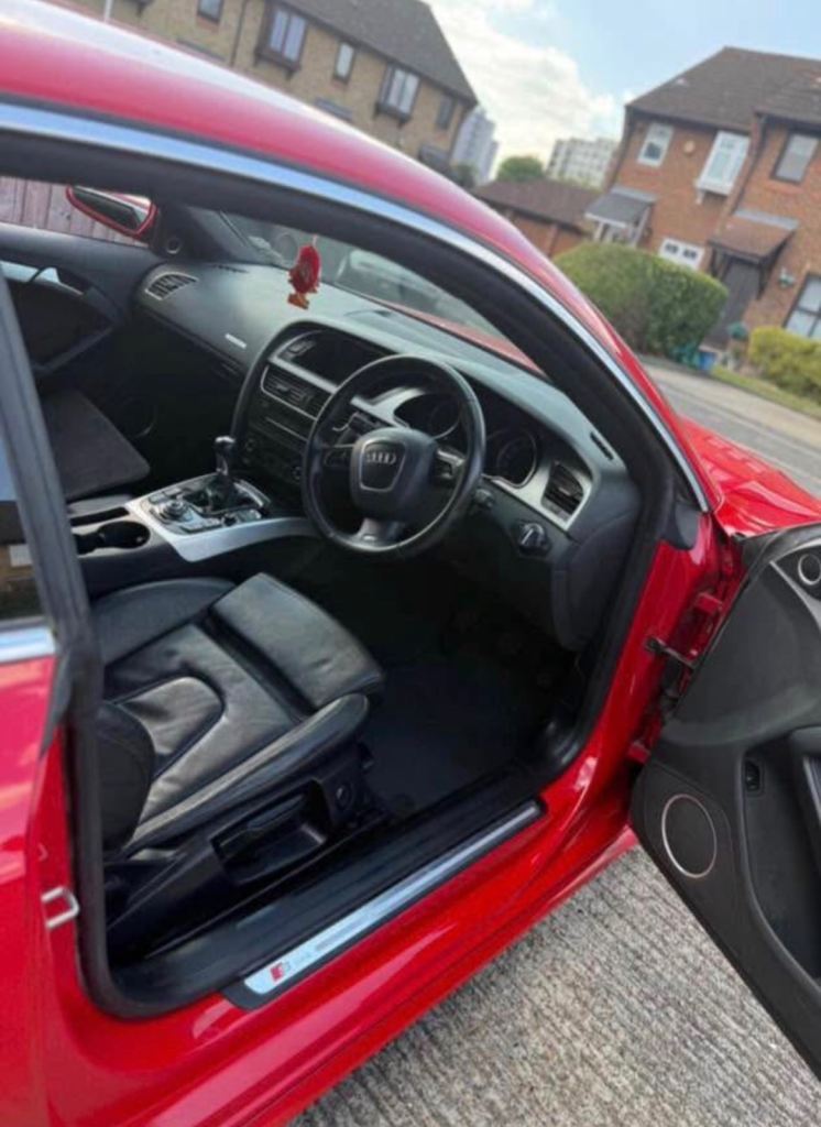 Audi, A5, Coupe, 2011, Manual, 1984 (cc), 2 doors