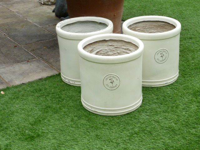 Set of 3 Cream Cast Resin Garden Planters