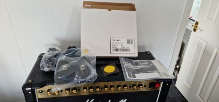 New Marshall DSL40CL Tube Amp 