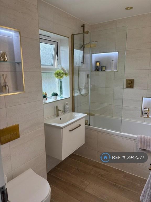 3 bedroom house in Sullivan Way, Basildon, SS16 (3 bed) (#2942377)