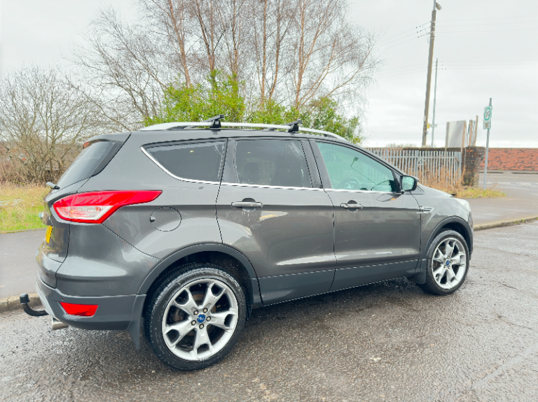 Ford Kuga Titanium AWD top of the range