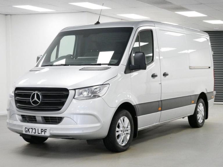 73 MERC SPRINTER 315 RWD 2.0 CDI 150 BHP MWB LOW ROOF PREMIUM ( NO VAT )