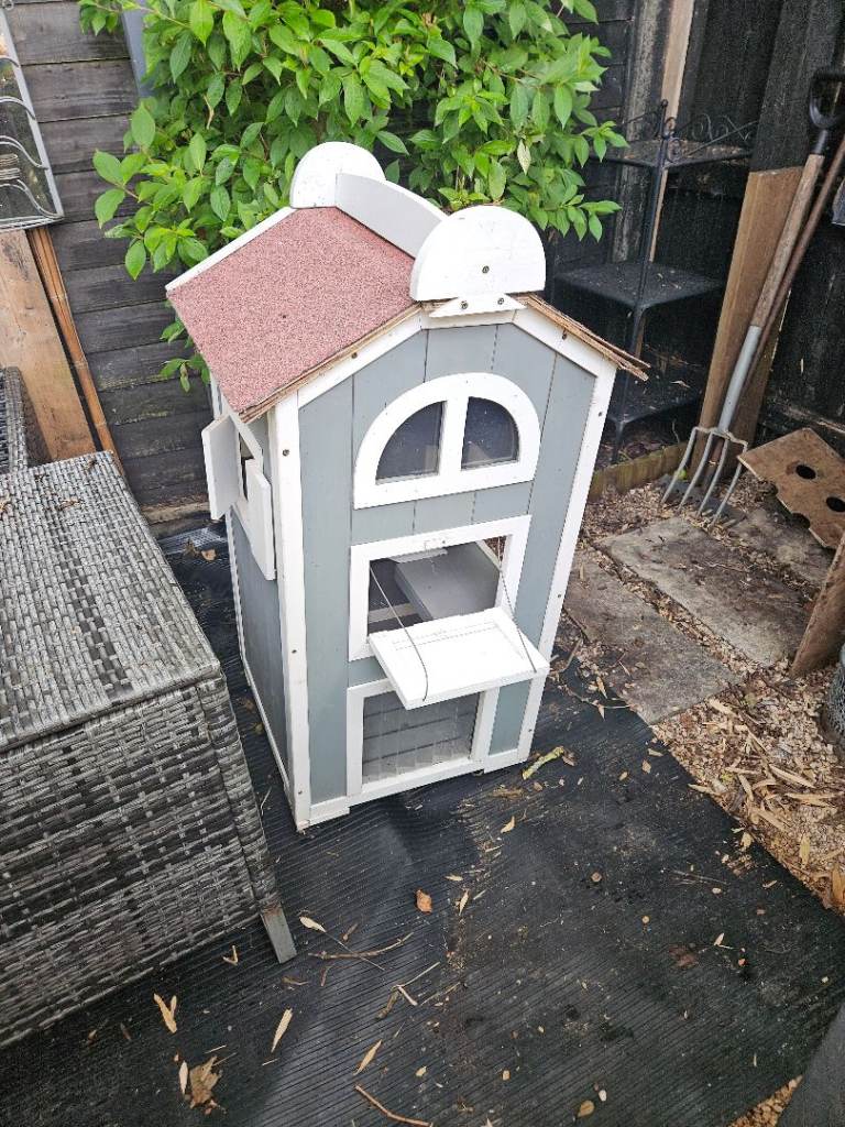 Free Cat House 
