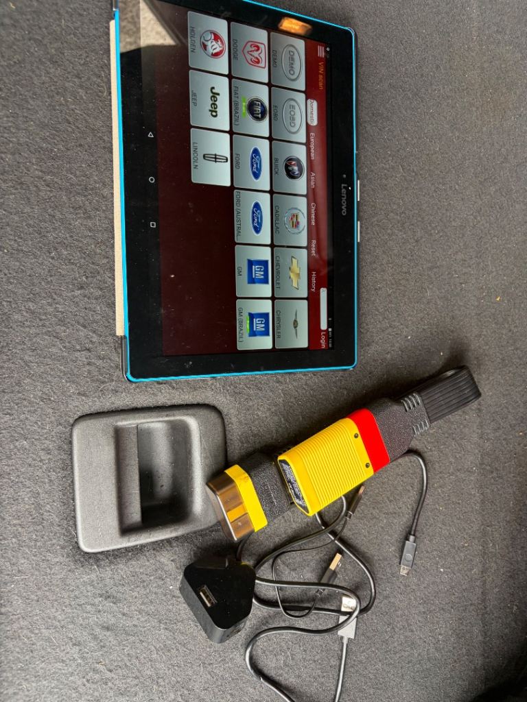 Launch car diagnostic tool 