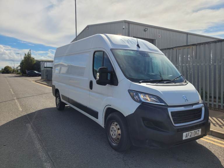 2022 22 reg Peugeot boxer 335 pro 2.2 140 bhp  no vat