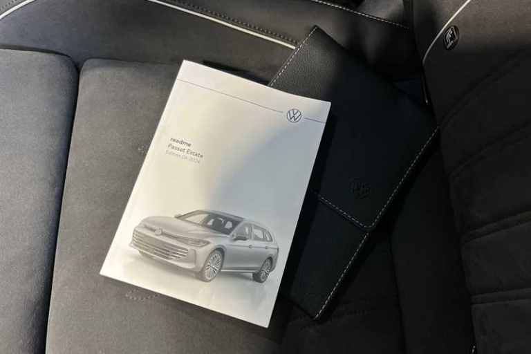 2025 Volkswagen Passat 1.5 eTSI Elegance 5dr DSG ESTATE PETROL Automatic