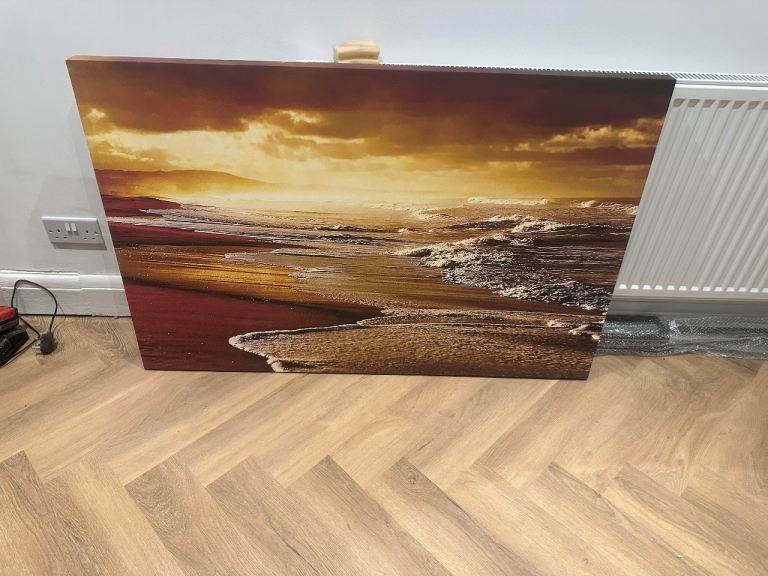 Large Sunset Beach Canvas Wall Art – Good Condition