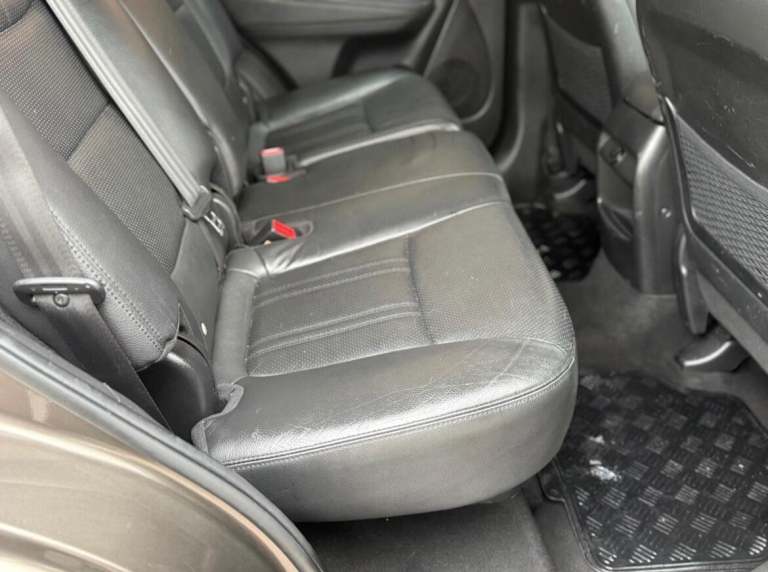 2013 Kia Sorento 2.2 CRDi KX-2 5dr Auto [Sat Nav] ESTATE DIESEL Automatic